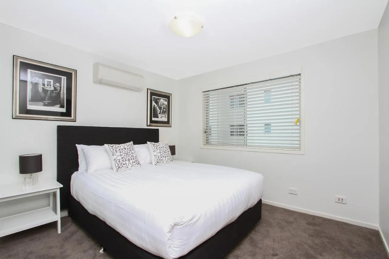 Accommodate Canberra - Braddon Apartments 0*,  Australia